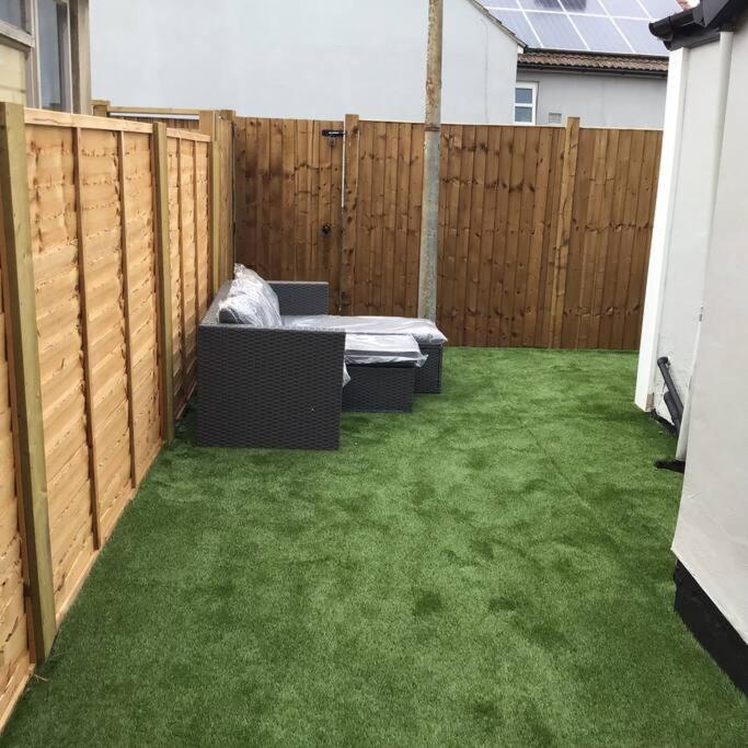 Travellers' Choice In Harwich-Essex Villa Exterior photo